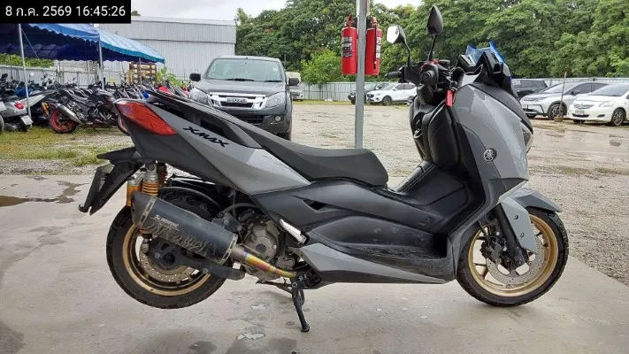 2020 Yamaha X-Max – 2