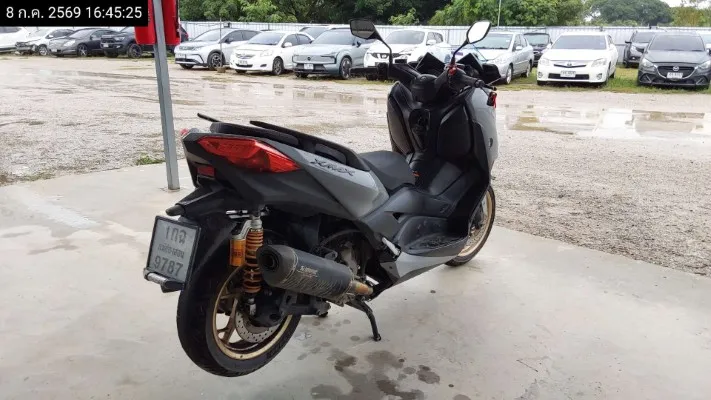 2020 Yamaha X-Max – 8