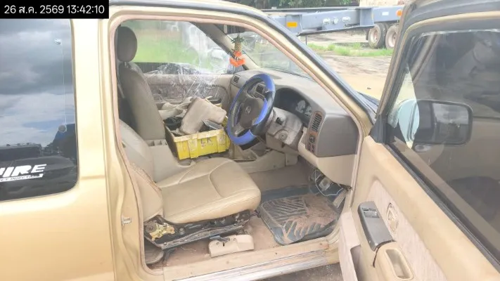 2005 Nissan Frontier – 12