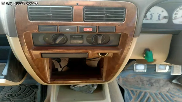 2005 Nissan Frontier – 10