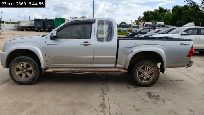 2010 Isuzu D-Max – 7