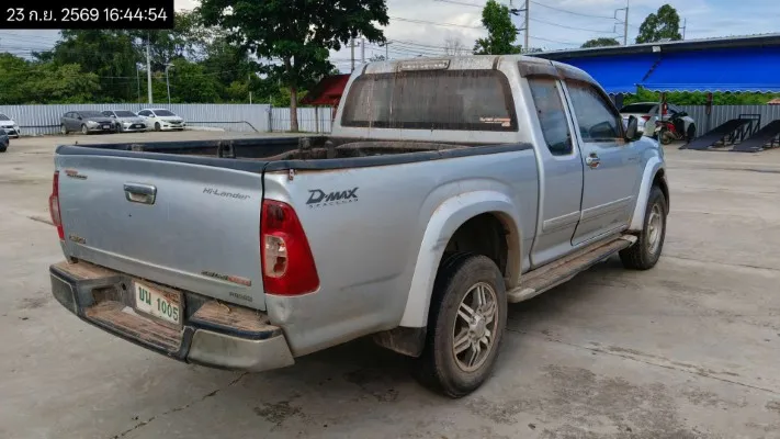 2010 Isuzu D-Max – 5