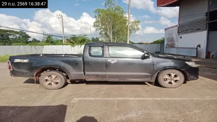 2013 Toyota Hilux Vigo – 8