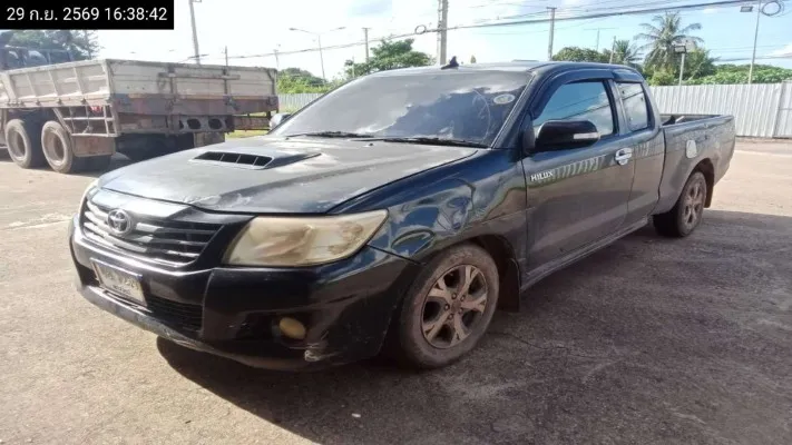 2013 Toyota Hilux Vigo – 2