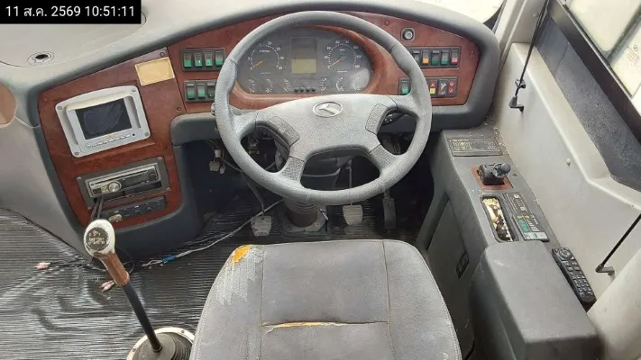 2013 King Long XMQ6900D – 11