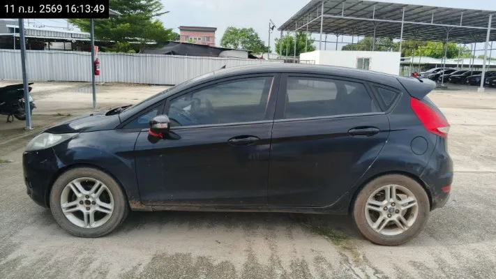 2010 Ford Fiesta – 7