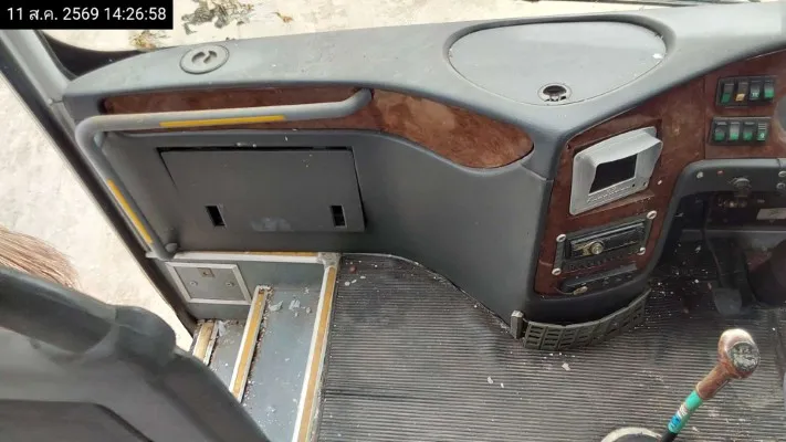 2013 King Long XMQ6900D – 11