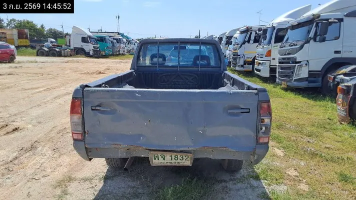 2005 Nissan Frontier – 4