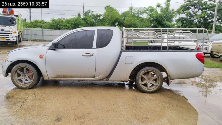 2005 Mitsubishi Triton – 7