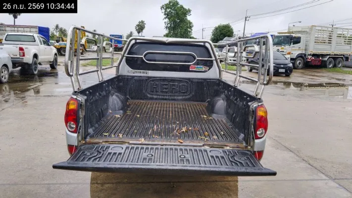 2005 Mitsubishi Triton – 10