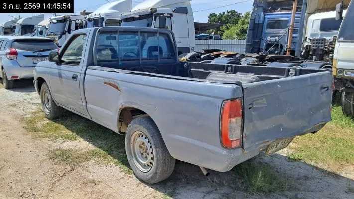 2005 Nissan Frontier – 6