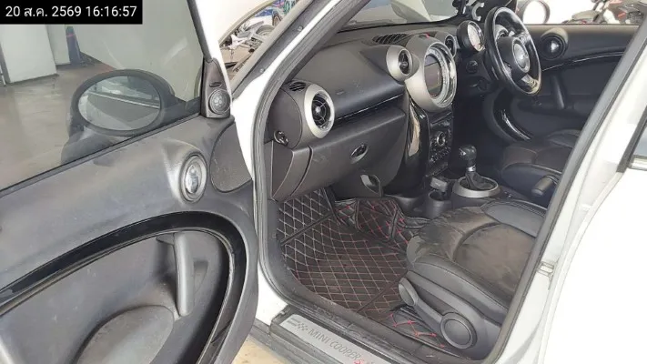 2011 Mini Countryman – 10