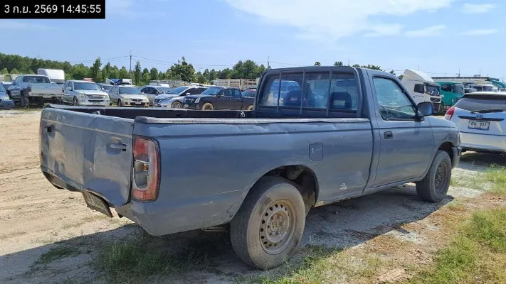 2005 Nissan Frontier – 5