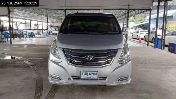 2013 Hyundai H-1 – 1