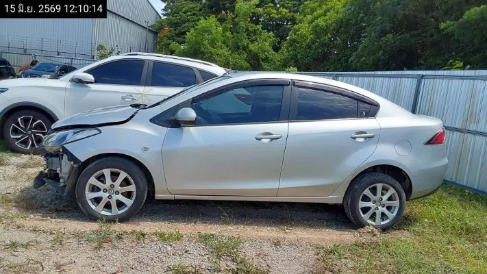 2011 Mazda Mazda2 – 8
