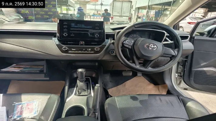 2020 Toyota Corolla Altis – 9