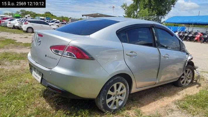 2011 Mazda Mazda2 – 5