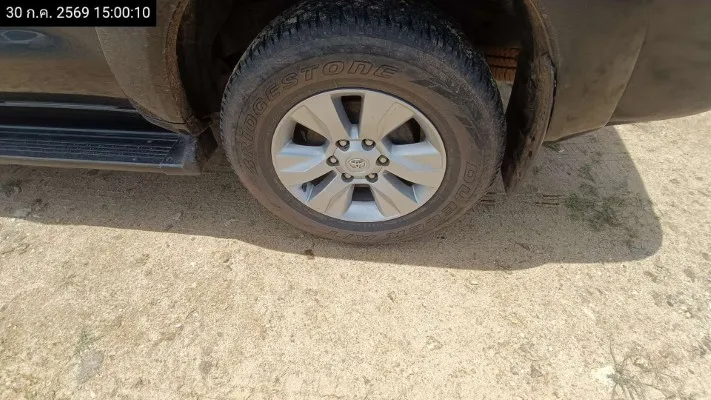 2005 Toyota Fortuner – 12