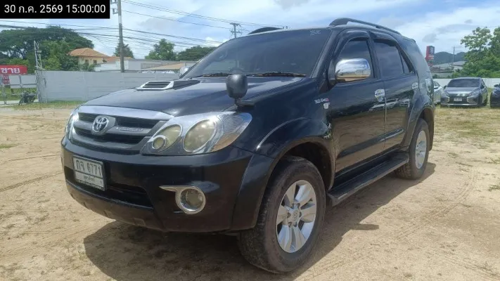 2005 Toyota Fortuner – 2