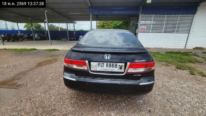 2005 Honda Accord – 4