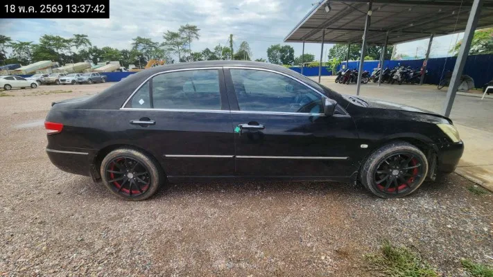 2005 Honda Accord – 8