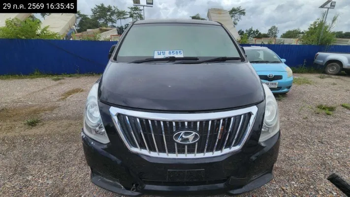 2016 Hyundai H-1 – 1
