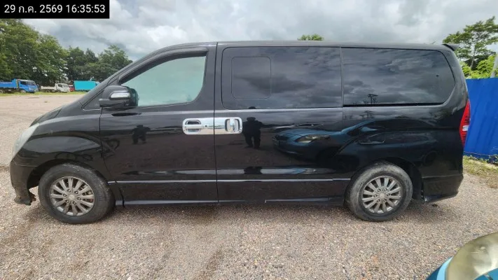 2016 Hyundai H-1 – 7