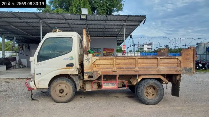 2016 Hino XZU – 7