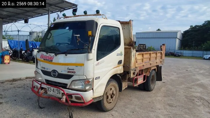 2016 Hino XZU – 2