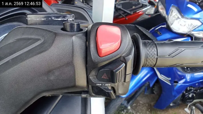 2020 Yamaha X-Max – 10
