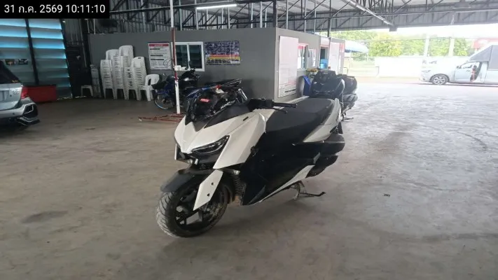 2022 Yamaha X-Max – 5
