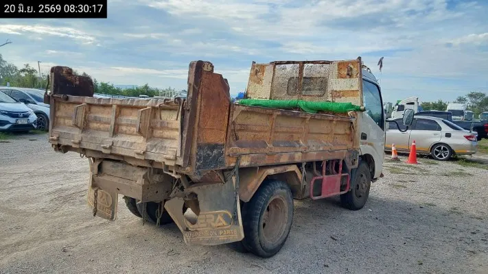 2016 Hino XZU – 5
