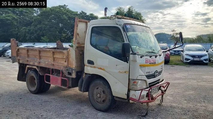 2016 Hino XZU – 3