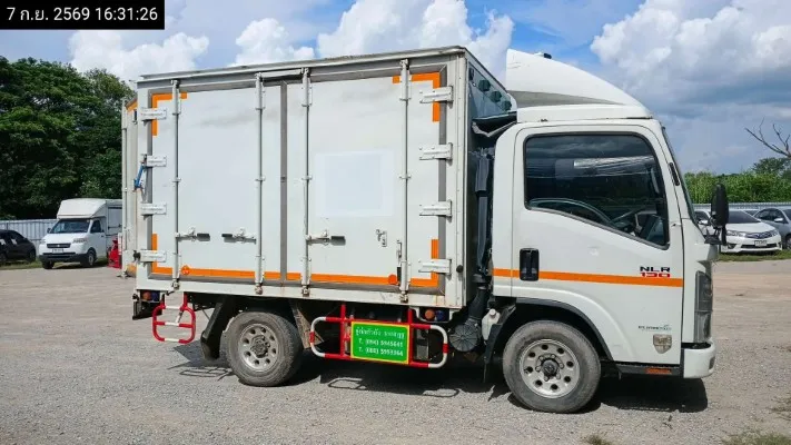 2022 Isuzu NLR – 8