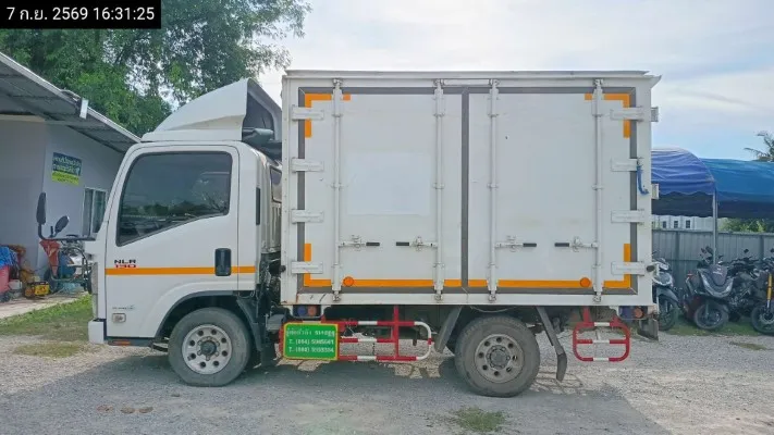 2022 Isuzu NLR – 7