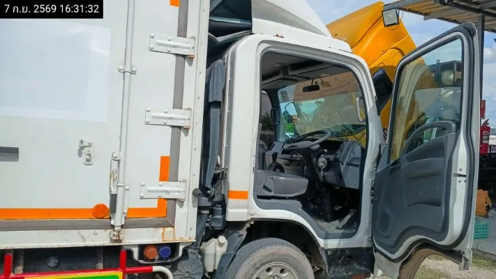 2022 Isuzu NLR – 12