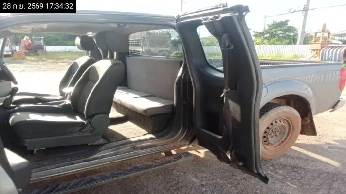 2012 Nissan Frontier – 12