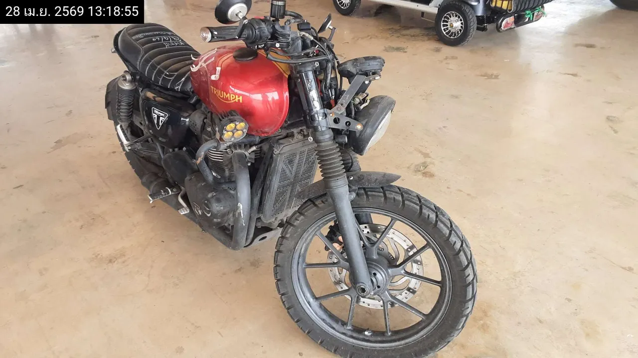 2016 Triumph Street Twin – 4