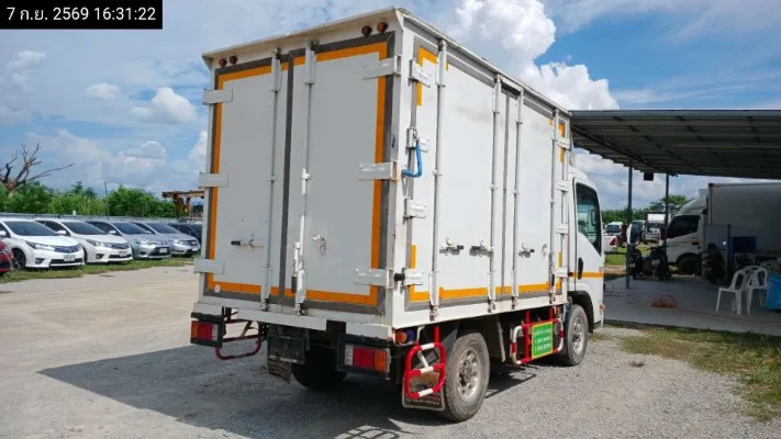 2022 Isuzu NLR – 5