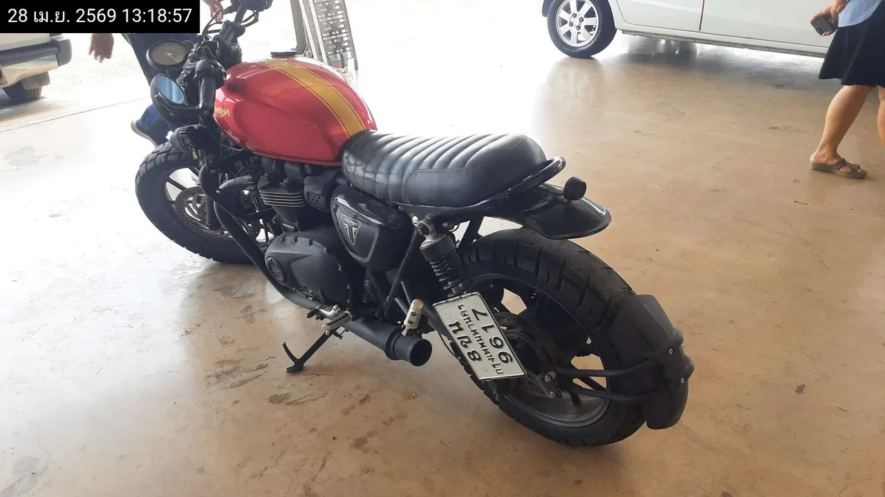 2016 Triumph Street Twin – 7