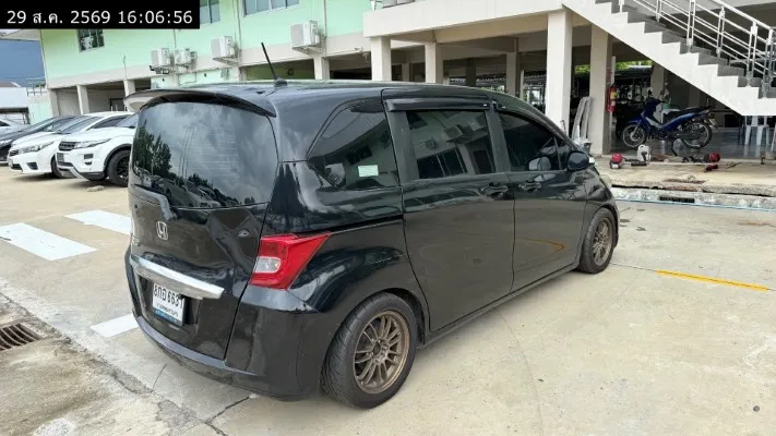 2012 Honda Freed – 5