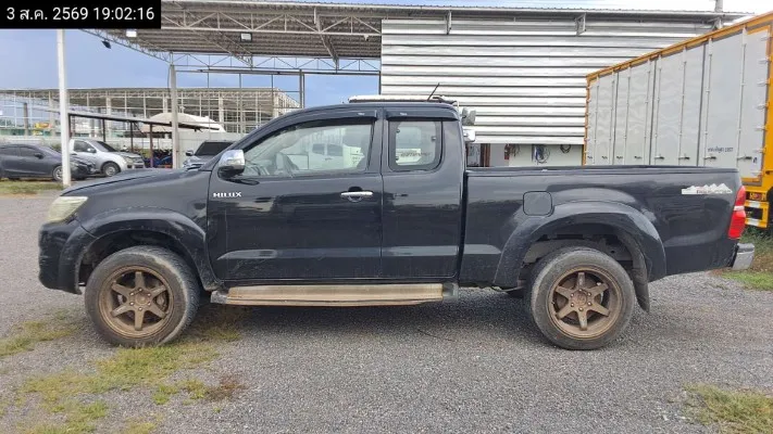 2012 Toyota Hilux Vigo – 7