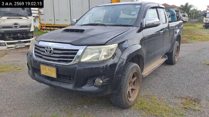 2012 Toyota Hilux Vigo – 2