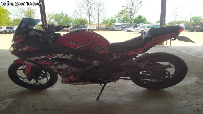 2016 Kawasaki Ninja 300 – 1