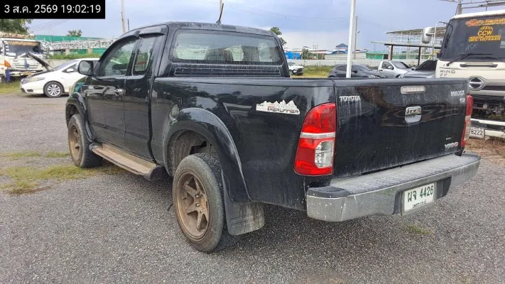2012 Toyota Hilux Vigo – 6
