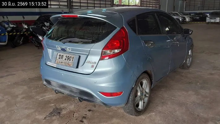 2012 Ford Fiesta – 5