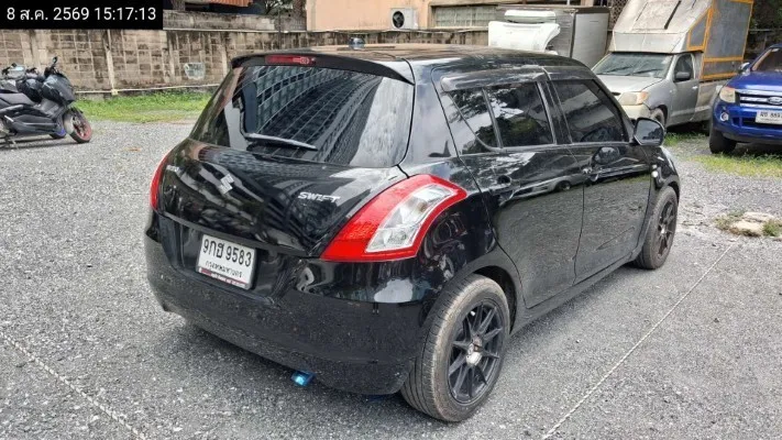 2013 Suzuki Swift – 5