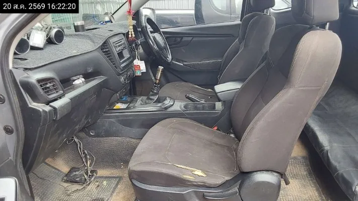 2020 Isuzu D-Max – 11