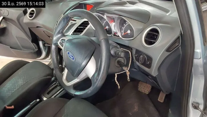 2012 Ford Fiesta – 12