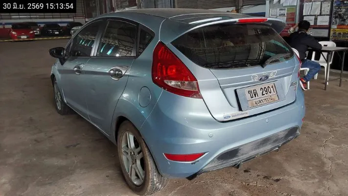 2012 Ford Fiesta – 6